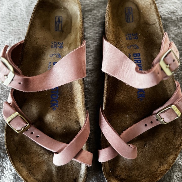 Birkenstock Mauve Footbed Sandals ; Only worn twice; Sz 39/8.5 - Picture 3 of 5